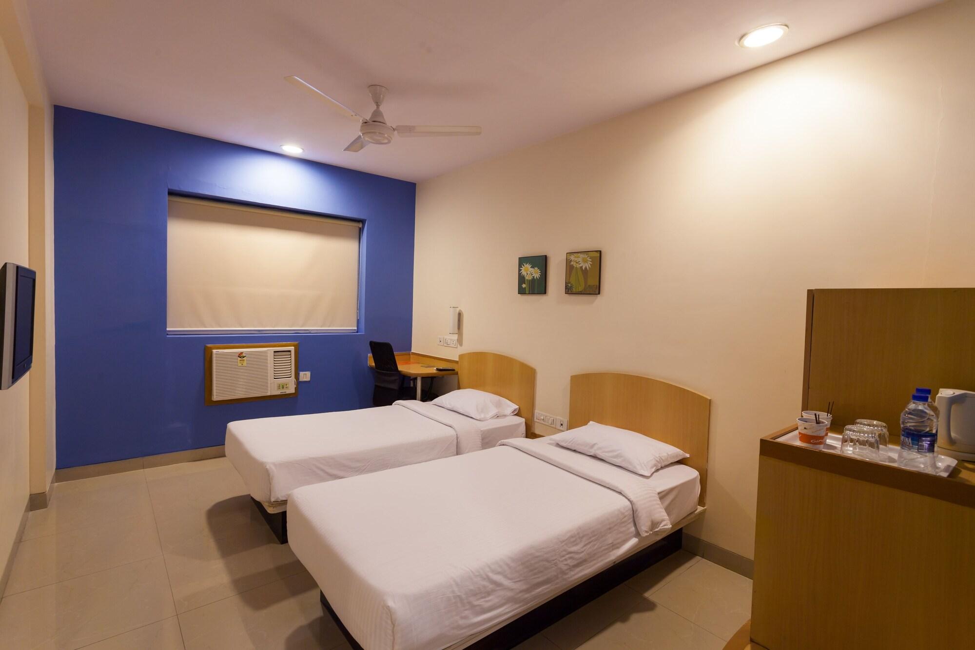 Nashik Hotel Exterior foto